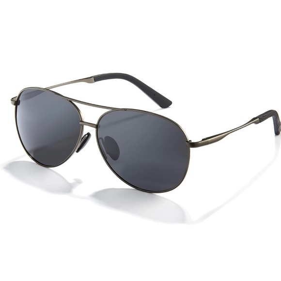 Cyxus Polarized Aviator Sunglasses 
Mirrored Lens 
UV Protection​​​​​ - Picture 1 of 4